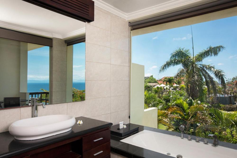 Blue Point Resort And Spa Uluwatu Exterior foto